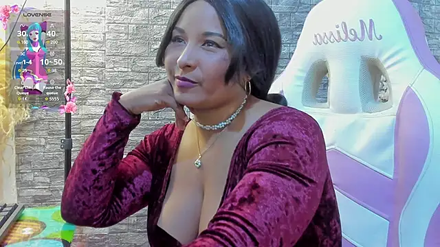 paola ih online show from March 24, 9:20 pm