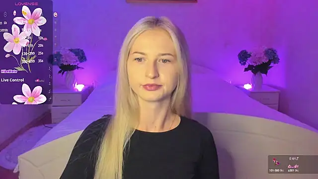 AnnaCarrera online show from October 6, 7:11 pm