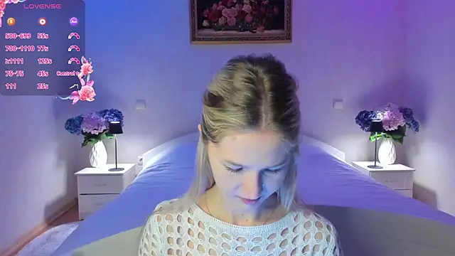 AnnaCarrera online show from April 14, 8:37 pm