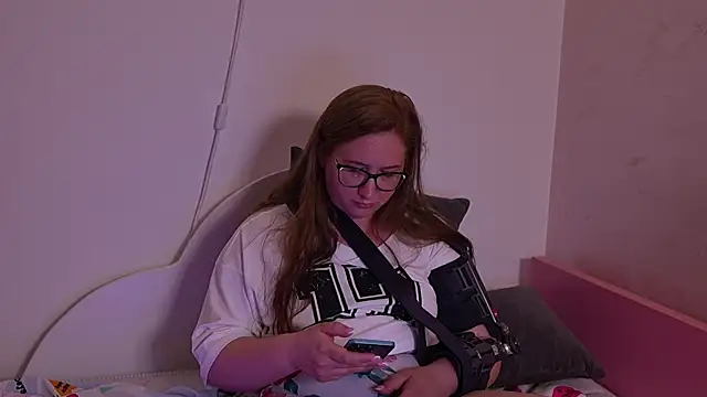 pawg queen online show from May 20, 1:45 am