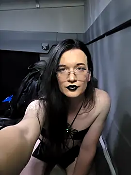 HotysimeHot1 online show from April 7, 8:20 pm