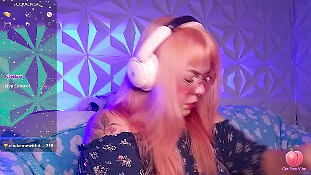 Satyn doll online show from March 22, 10:02 pm