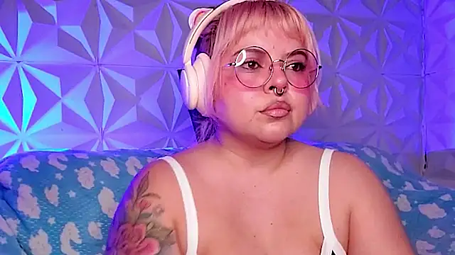 Satyn doll online show from April 13, 11:32 pm