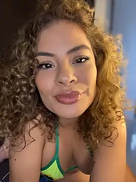 Rachell More online show from June 19, 9:29 pm