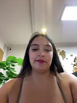 milly cruz online show from March 17, 11:19 pm