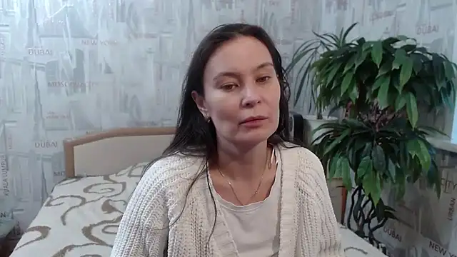 Snapshot of GinaQSoul chatting on February 6, 11:24 am GinaQSoul online show from February 6, 11:24 am