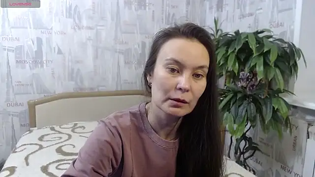 Snapshot of GinaQSoul chatting on March 2, 2:46 pm GinaQSoul online show from March 2, 2:46 pm