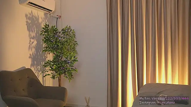 AlyonaX online show from November 17, 8:14 pm