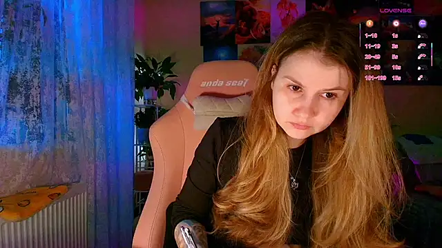 GoodWitch  online show from February 18, 7:37 am