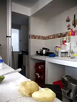 Brenda Berck  online show from November 4, 12:04 pm