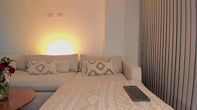 Snapshot of SophieHunt chatting on October 24, 11:23 pm SophieHunt online show from October 24, 11:23 pm