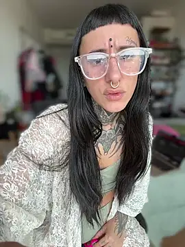 Snapshot of samisamsx chatting on October 21, 4:19 pm samisamsx online show from October 21, 4:19 pm