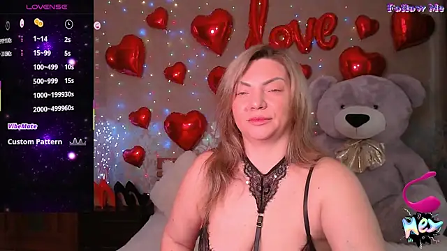 Snapshot of KristiOwen chatting on February 12, 7:36 am KristiOwen online show from February 12, 7:36 am