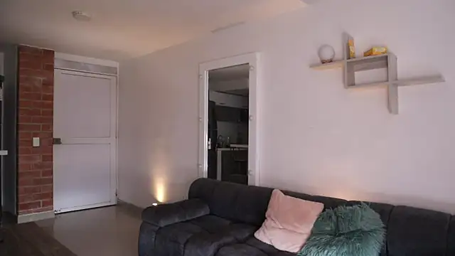  Vahos  online show from October 19, 5:13 pm