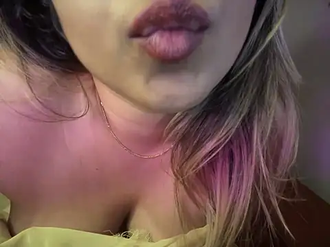  neesha 414  online show from January 18, 9:02 pm