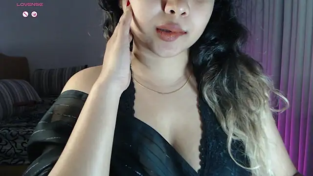  neesha 414  online show from September 17, 5:47 pm