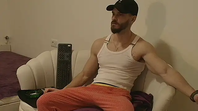 MauroTwin online show from February 15, 6:04 pm