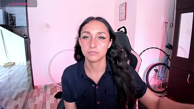 adrena 10 online show from April 16, 5:36 pm