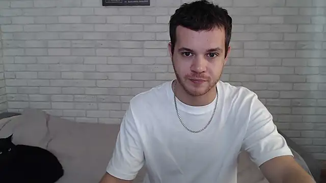 Alexxx horny online show from October 9, 6:33 am