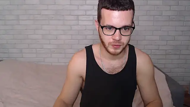 Alexxx horny online show from November 5, 2:17 pm