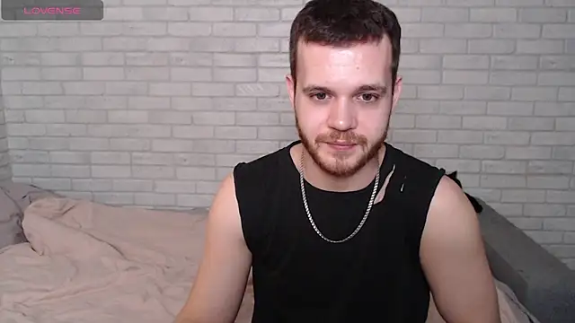 Alexxx horny online show from April 12, 4:34 pm
