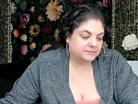 Exotic-Melons online show from December 14, 8:02 pm