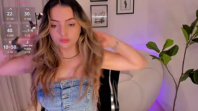 AmyWood online show from November 27, 2:19 pm