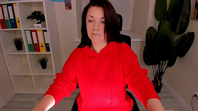 AnaMills online show from November 29, 3:04 pm