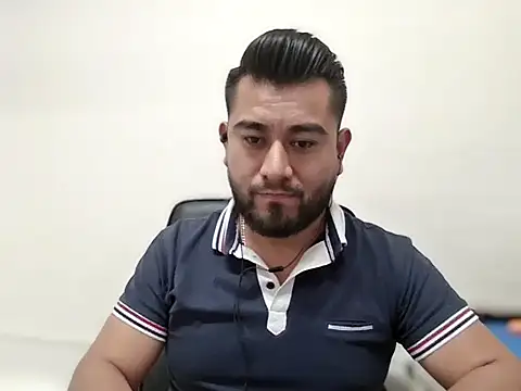 Snapshot of youmanhorny chatting on April 15, 7:32 pm youmanhorny online show from April 15, 7:32 pm