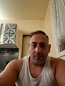 Snapshot of Daxxx111 chatting on May 4, 9:55 pm Daxxx111 online show from May 4, 9:55 pm