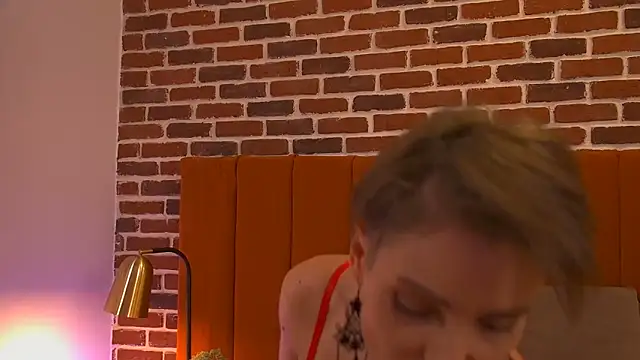 Mellisandre online show from December 2, 7:31 pm