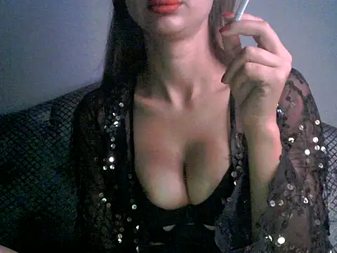 Snapshot of cansu12 chatting on October 23, 2:22 am cansu12 online show from October 23, 2:22 am