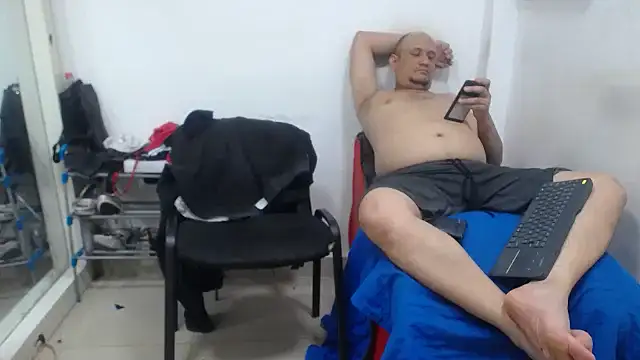 Meloncillo And BabyLiss online show from March 21, 12:07 am