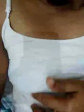 Snapshot of Bedtime1200 chatting on July 11, 6:43 pm Bedtime1200 online show from July 11, 6:43 pm