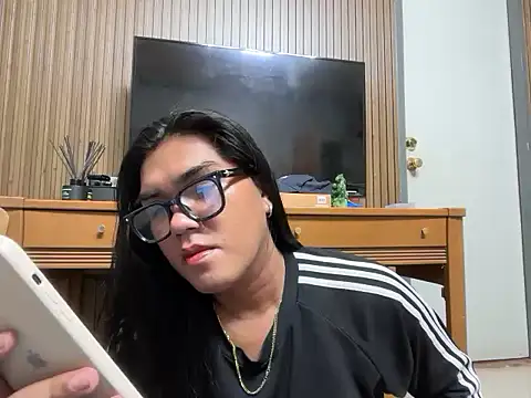 Cerafica143 online show from October 20, 5:02 pm