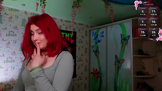 SmokyRose online show from April 25, 10:40 am