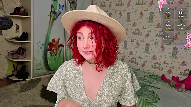 Snapshot of SmokyRose chatting on July 11, 9:23 am SmokyRose online show from July 11, 9:23 am
