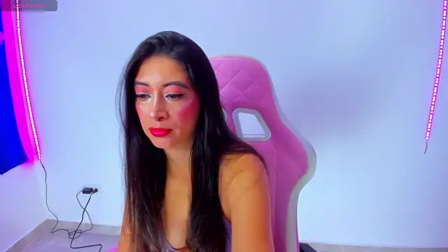 MeganWhite3 online show from March 4, 7:08 am