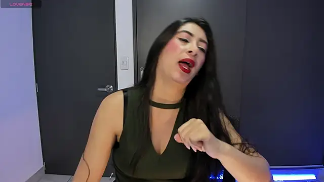 MeganWhite3 online show from November 2, 3:53 am