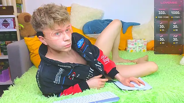 LandelRay online show from March 19, 6:45 pm