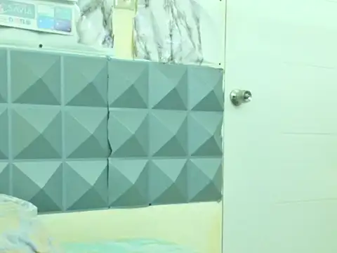 thesugar32 online show from January 16, 3:38 pm