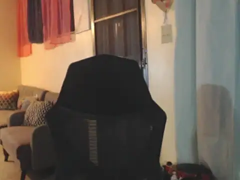 Snapshot of thesugar32 chatting on February 10, 1:53 am thesugar32 online show from February 10, 1:53 am