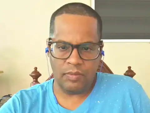 Snapshot of thesugar32 chatting on February 21, 1:12 pm thesugar32 online show from February 21, 1:12 pm