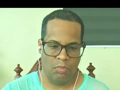 thesugar32 online show from April 25, 1:03 pm