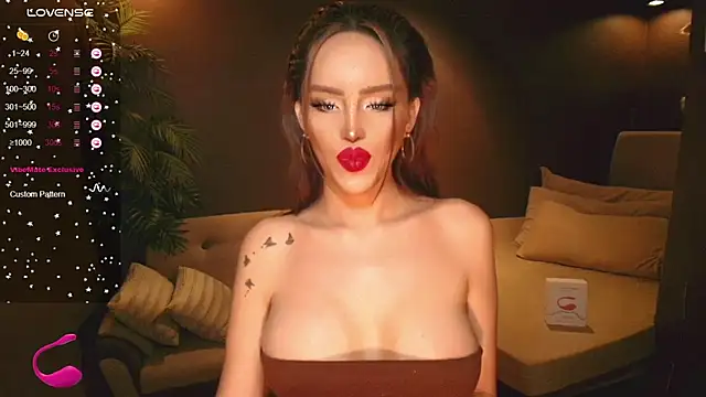 PrettyWomanxxx online show from May 30, 11:07 am