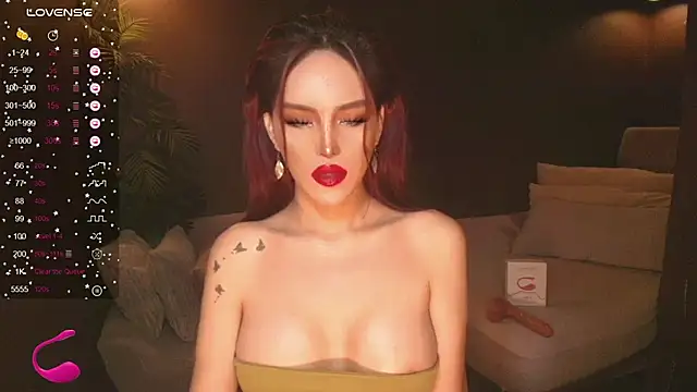 Snapshot of PrettyWomanxxx chatting on July 7, 6:12 pm PrettyWomanxxx online show from July 7, 6:12 pm