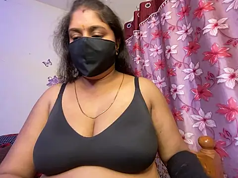 Love 4Sex online show from March 13, 5:00 am