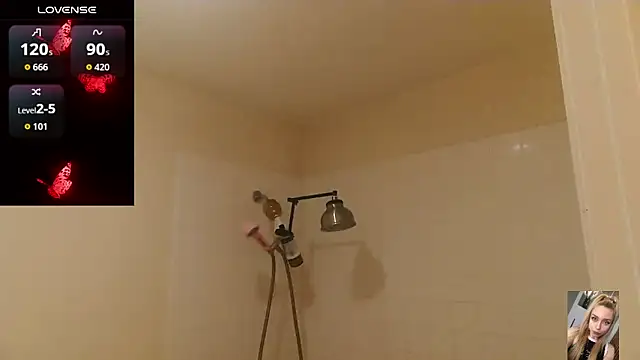 Blondiewithanass online show from April 3, 3:37 am