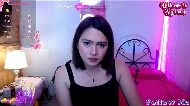 Snapshot of fuckhugecock chatting on May 16, 7:56 pm fuckhugecock online show from May 16, 7:56 pm