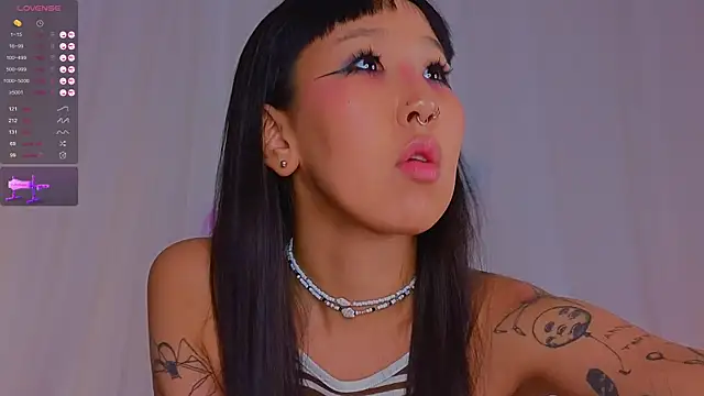 Snapshot of a11yson chatting on November 23, 1:33 pm a11yson online show from November 23, 1:33 pm